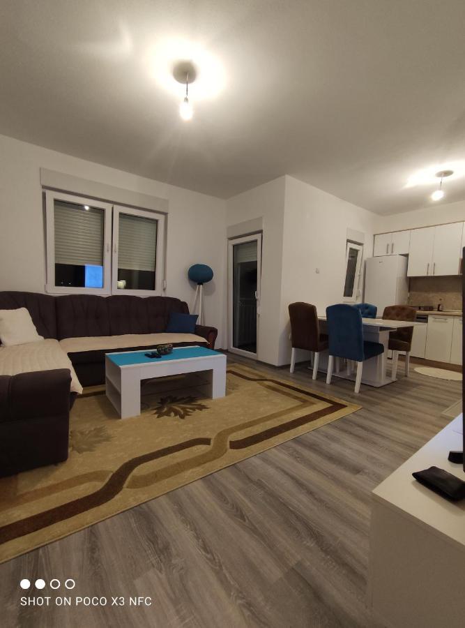 Apartman Deric Nevesinje エクステリア 写真