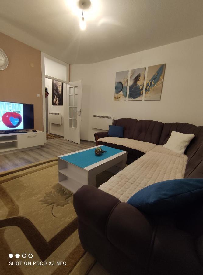 Apartman Deric Nevesinje エクステリア 写真