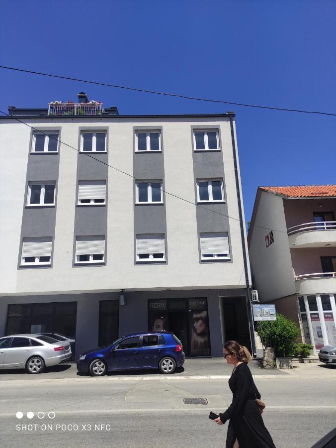 Apartman Deric Nevesinje エクステリア 写真